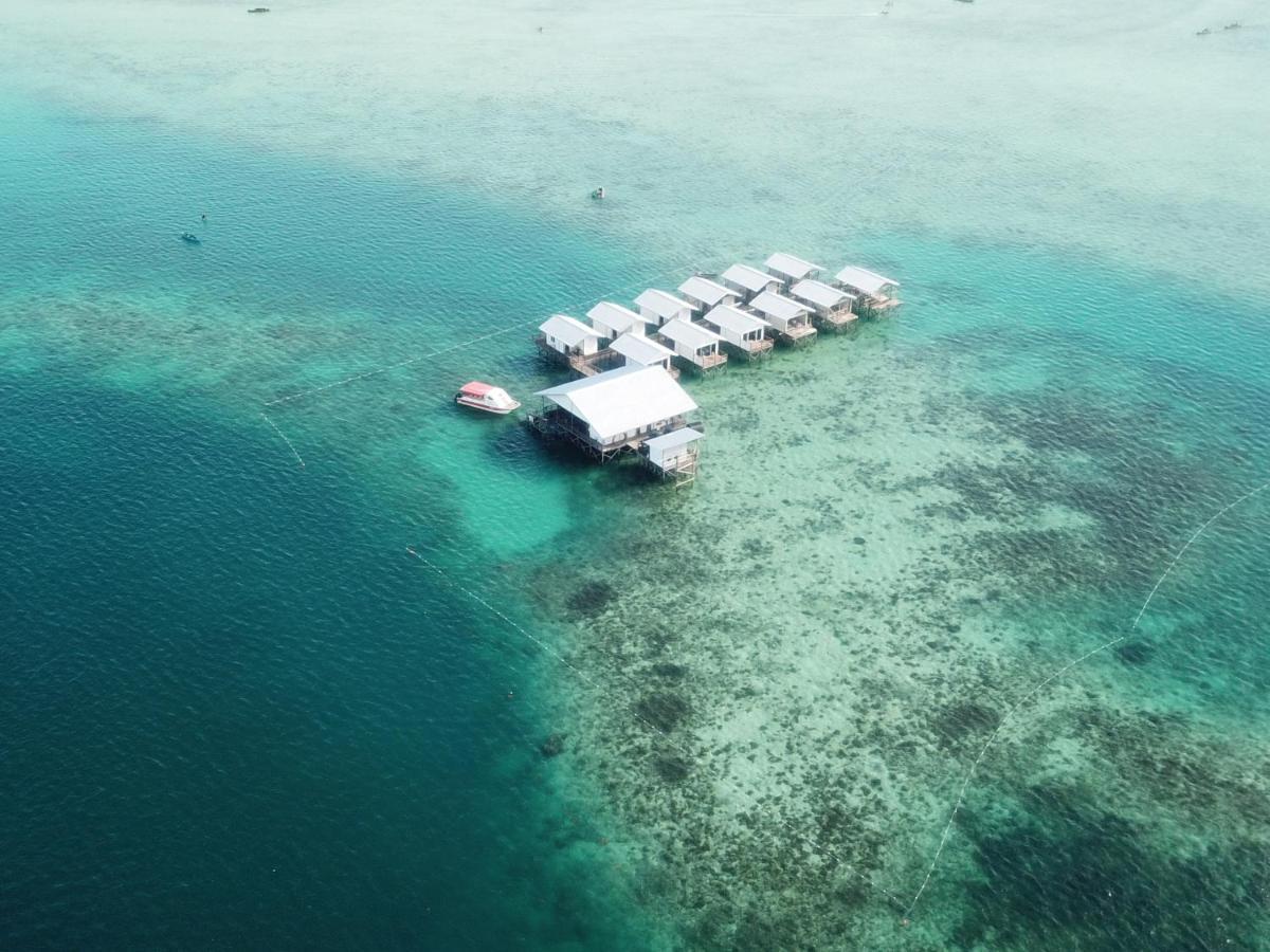 Shun Shun Water Bungalows Hotel Semporna Exterior foto