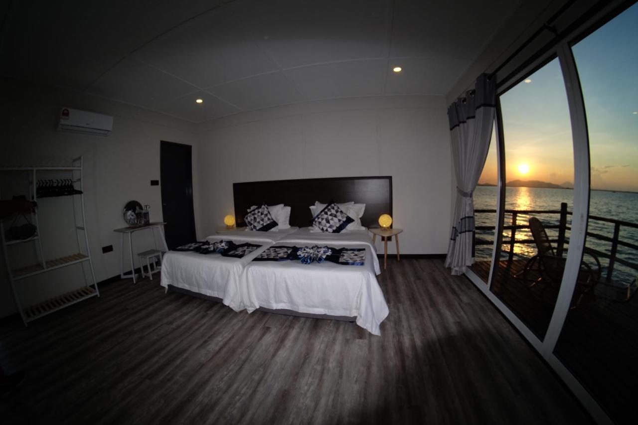 Shun Shun Water Bungalows Hotel Semporna Exterior foto
